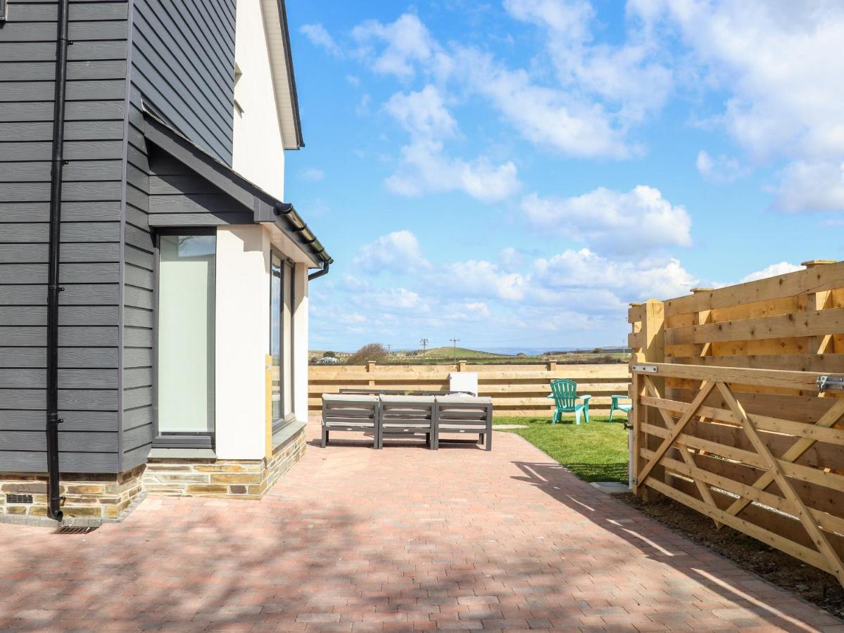 Amal Anpras Villa Tintagel Exteriör bild