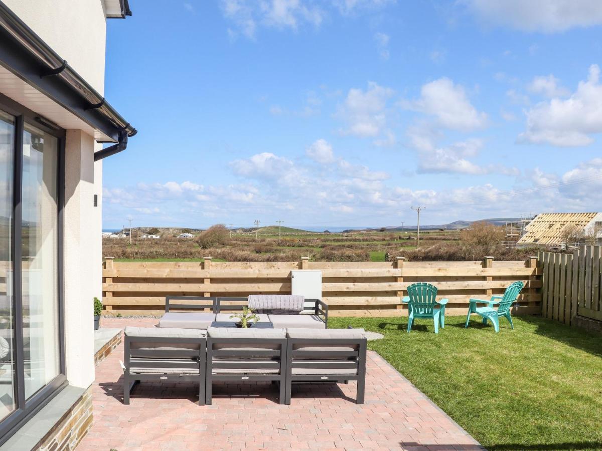 Amal Anpras Villa Tintagel Exteriör bild